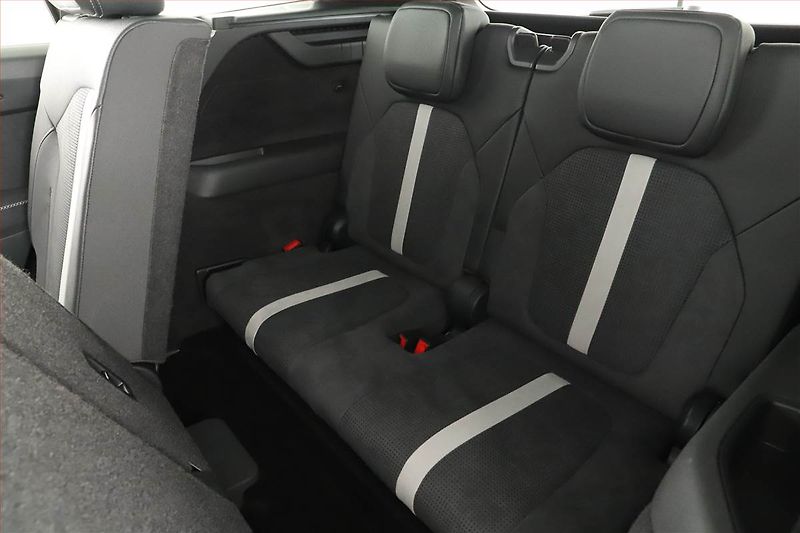 Škoda Kodiaq (2025) 2.0 TDI, SPORTLINE, 4X4 - fotka 15 z 20