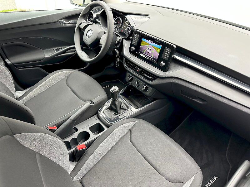 Škoda Fabia (2022) 1.0 MPI 44kW Active Plus - fotka 10 z 20