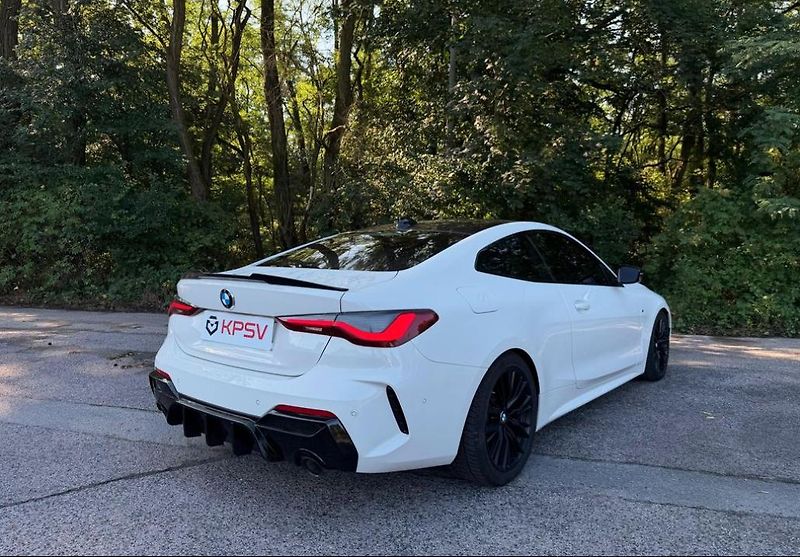 BMW Řada 4 (2021) M420d xDrive Coupe MPerformanc - fotka 4 z 23