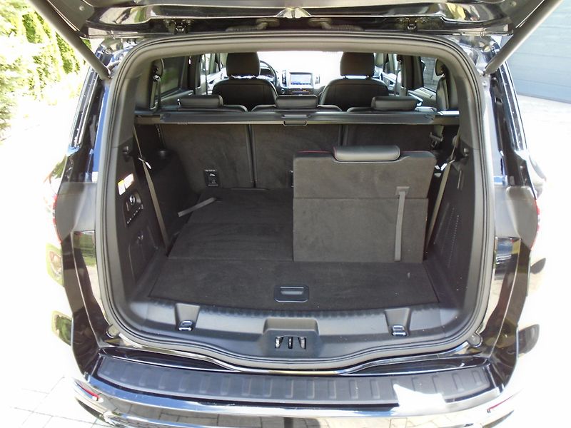 Ford S-MAX 2.0EcoBlue140kW 8AT ST-Line 7m - fotka 33 z 48