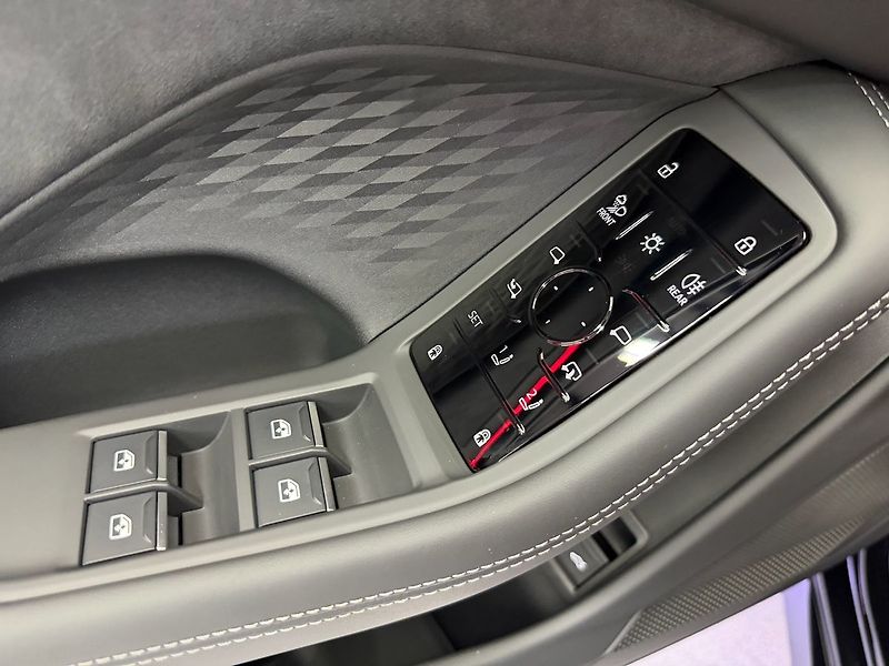 Audi A6 3.0TDI 220KW QUATTRO S-LINE, W - fotka 33 z 37