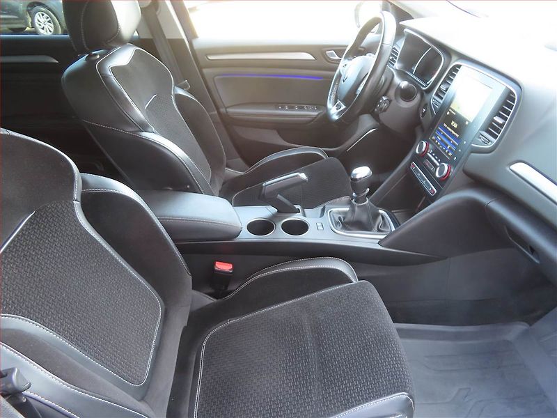 Renault Mégane (2020) 1.3 TCe, Serv.kniha, Kůže - fotka 9 z 18