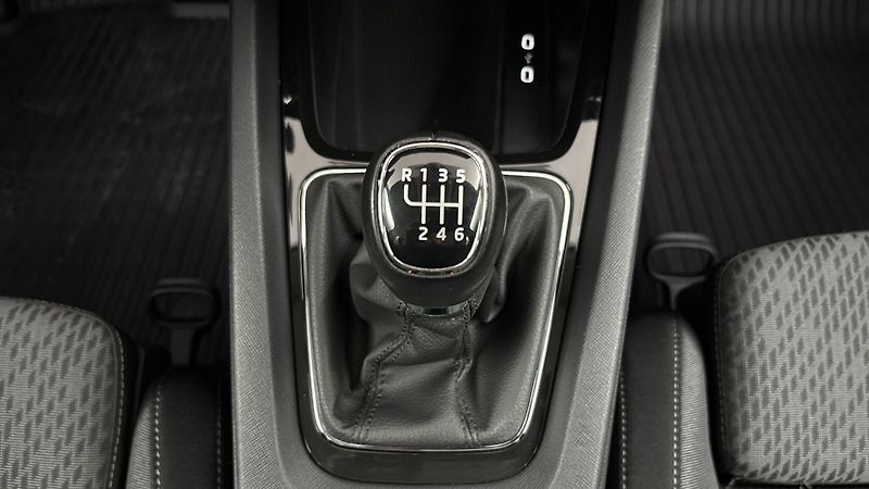 Škoda Octavia 1.5 TSI Style - fotka 22 z 25