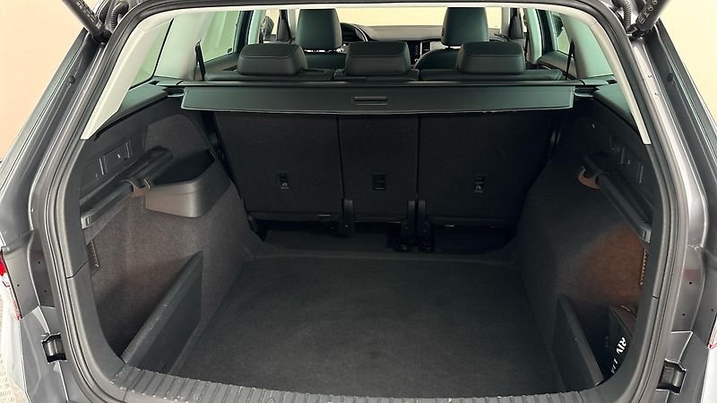 Škoda Kodiaq 2.0 TDI DSG 4x4 Style - fotka 17 z 28