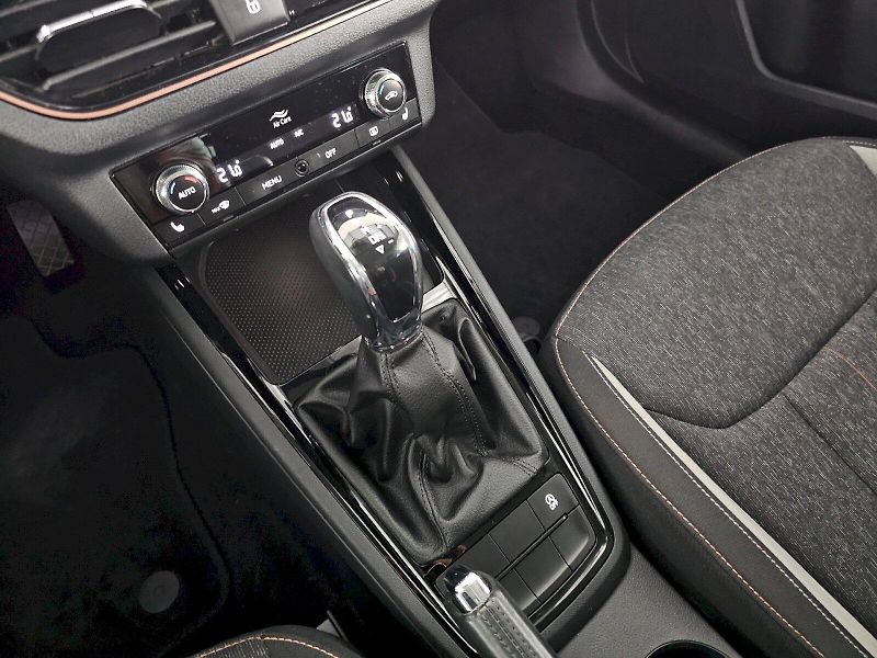 Škoda Kamiq (2022) 1.0TSI 81kW DSG STYLE - fotka 17 z 30