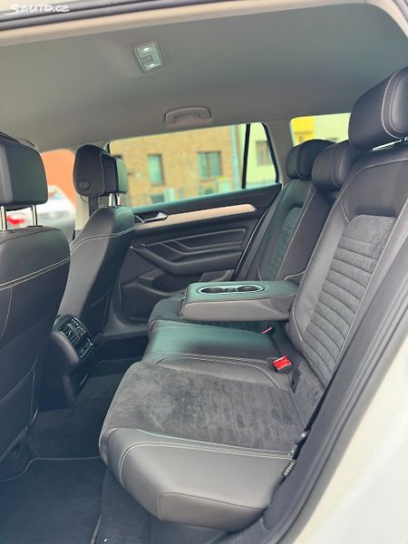 Volkswagen Passat 1.5TSi 110kW DSG ČR - fotka 28 z 28