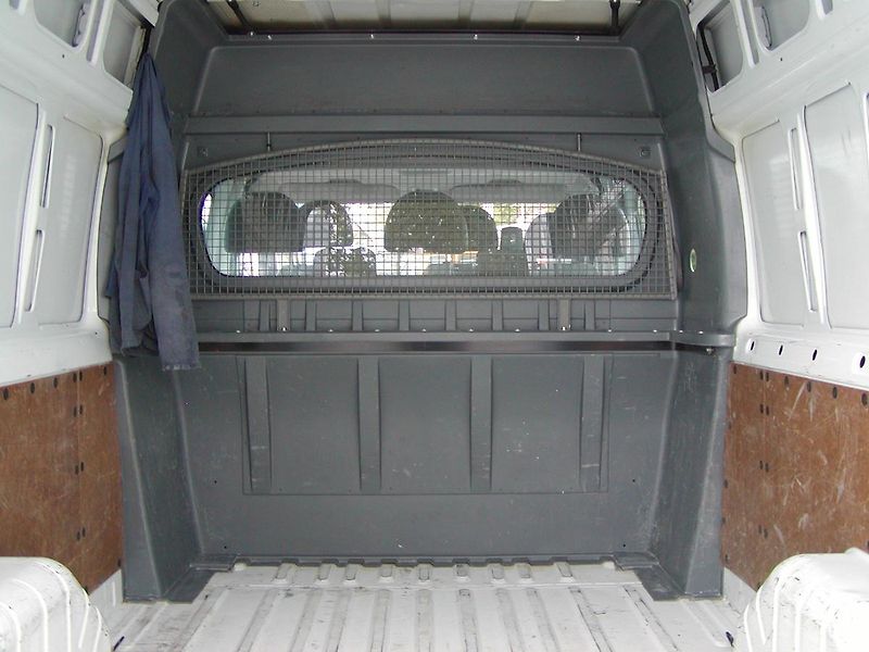 Ford Transit (2011) 2.2TDCi, 6MÍST, 350L,196TIS.KM - fotka 36 z 50
