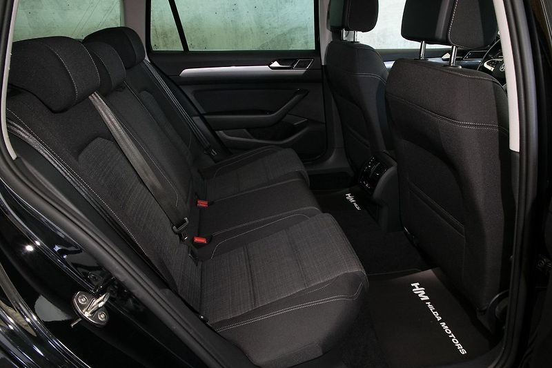 Volkswagen Passat 2.0TDI 110kW DSG Tažné Kamera - fotka 9 z 21