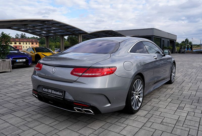 Mercedes-Benz Třídy S S 500 4Matic Coupe AMG - fotka 6 z 48