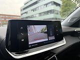 Peugeot 2008 (2023) ALLURE PACK PureTech 130k MAN6 - náhled 25