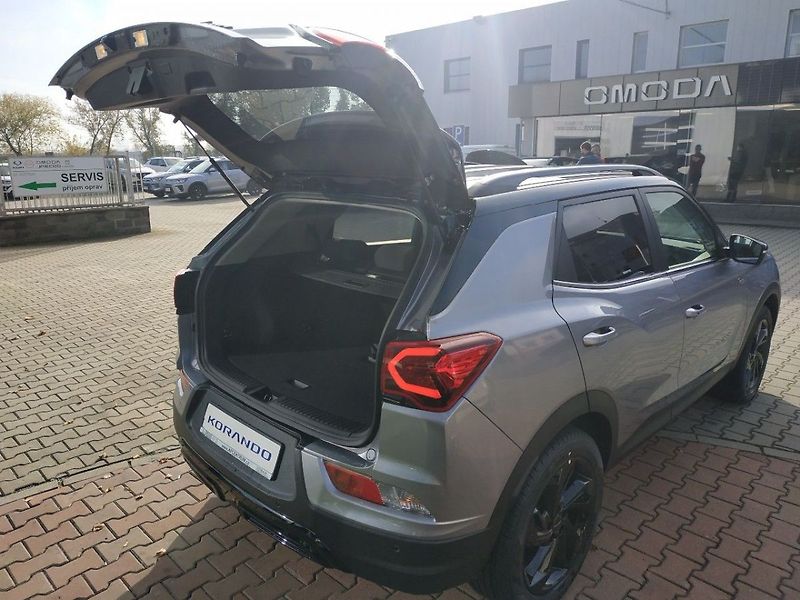 KGM Korando 1.5T, SMART,2WD, AT, SKLADEM - fotka 8 z 31
