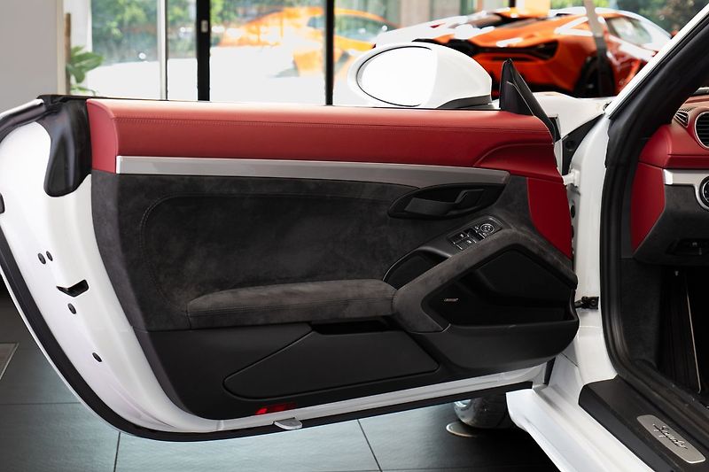 Porsche 718 718 Spyder PCCB/PPF/Záruka/Bos - fotka 7 z 23
