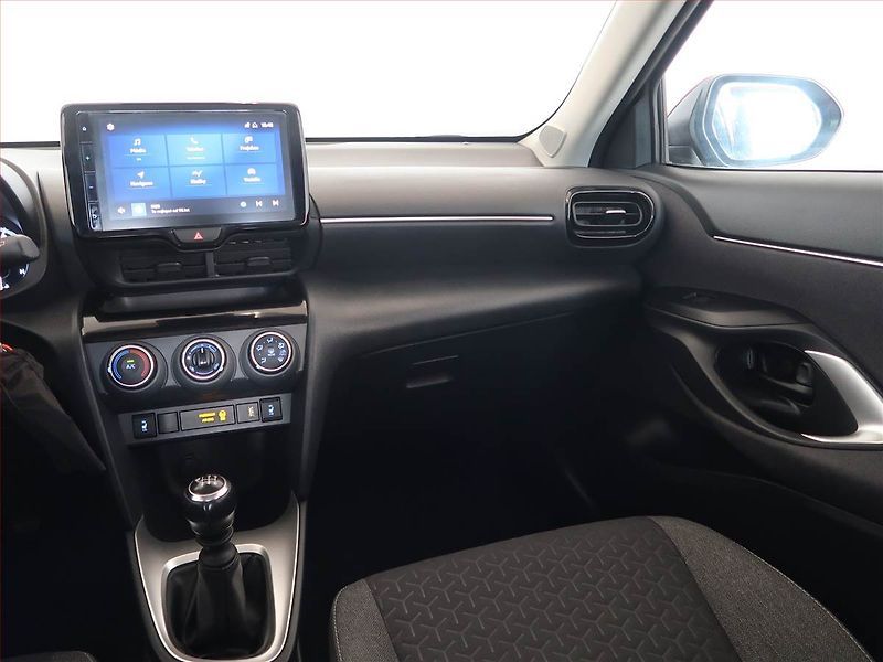 Toyota Yaris Cross (2023) 1.5 VVT-i - fotka 8 z 14