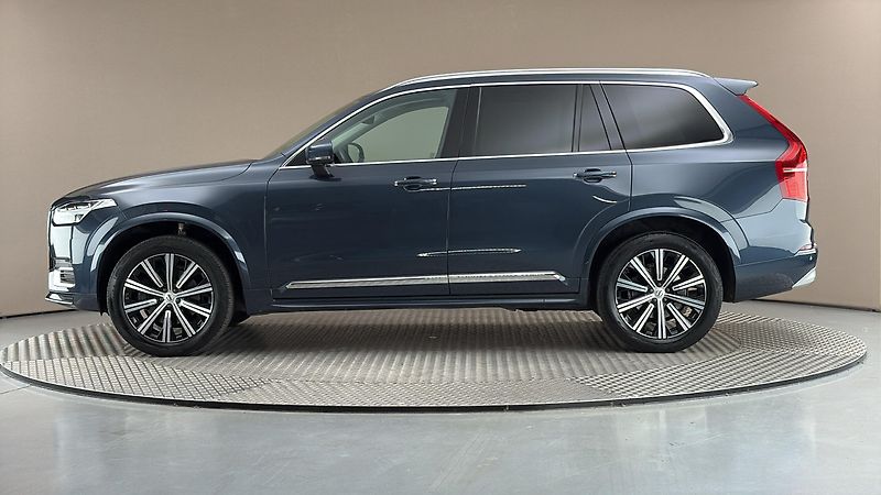 Volvo XC90 2.0 B5 AUT AWD Inscription - fotka 4 z 33