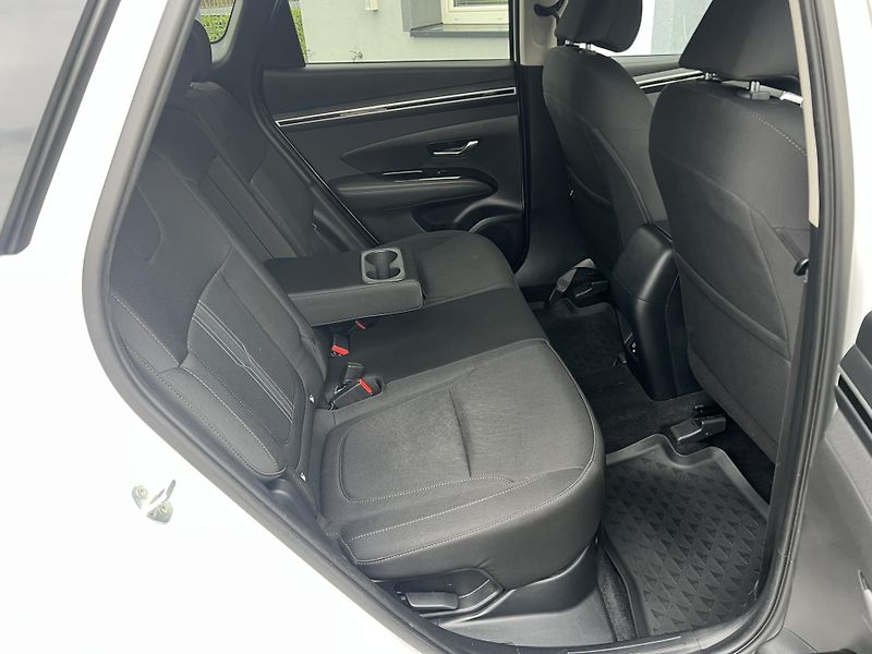 Hyundai Tucson (2022) 1.6T-GDi 132kW AT ČR NOVÉ - fotka 10 z 23
