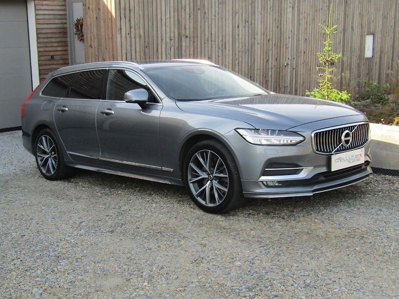 Volvo V90 (2018) D5 AWD POLESTAR 173kW - fotka 7 z 43
