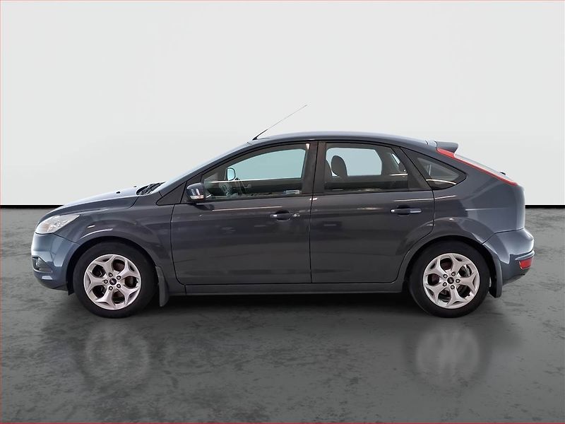Ford Focus (2009) 1.6 16V, Serv.kniha - fotka 3 z 18
