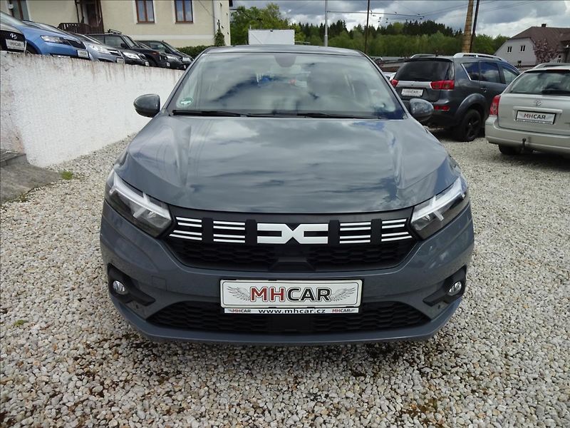 Dacia Sandero 1,0 TCe 67kW - fotka 2 z 50