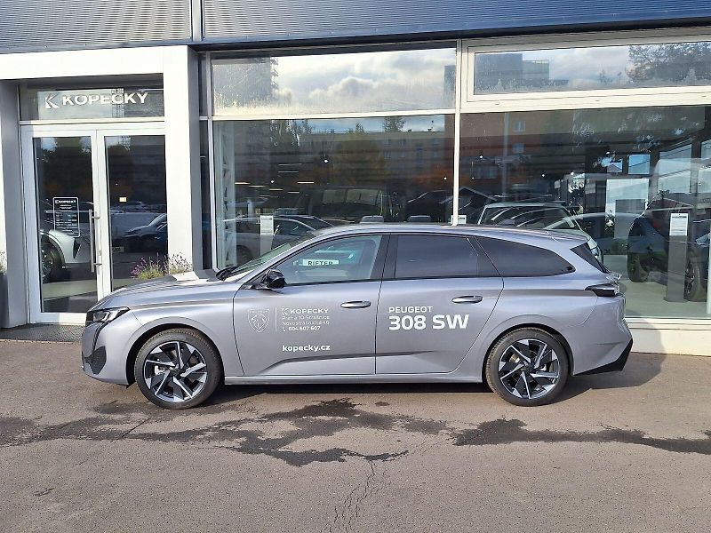 Peugeot 308 (2025) SW ALLURE Hybrid 145 e-DCS6 - fotka 3 z 21