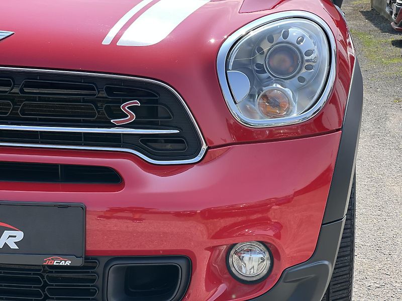 Mini Countryman Cooper S 140kw 4x4 AUTOMAT ČR - fotka 36 z 39