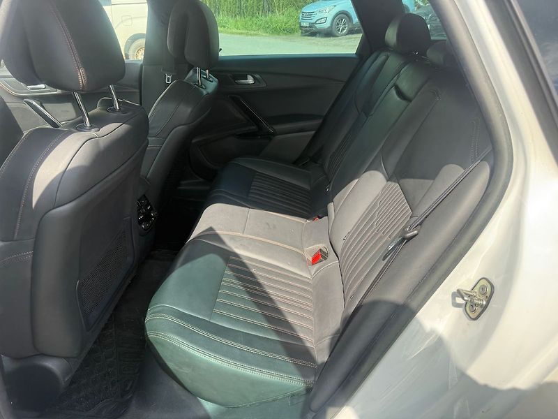 Peugeot 508 2,0 RHX  4X4*AUTOMAT*MASAŽE* K - fotka 15 z 18
