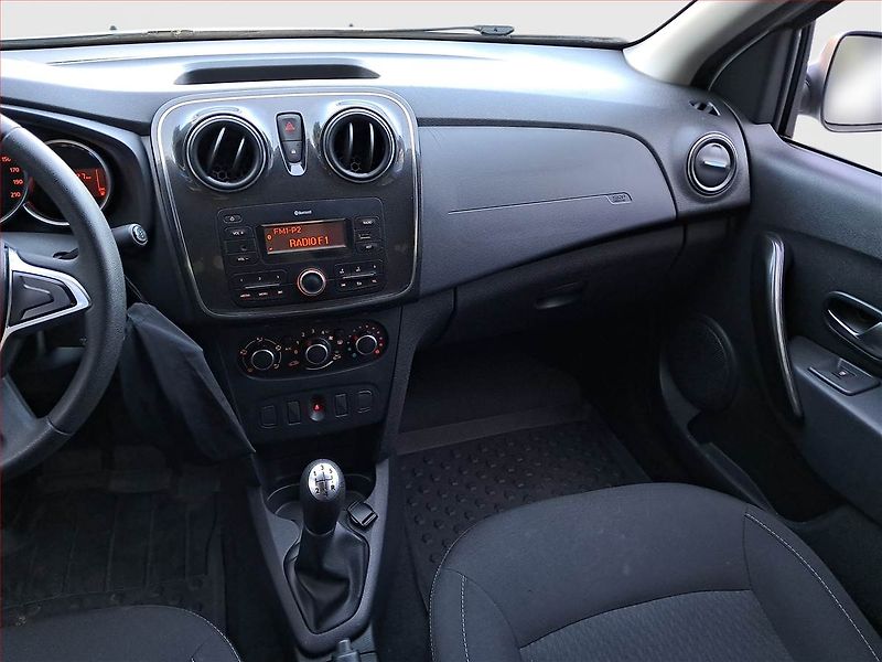 Dacia Logan (2019) 1.0 SCe, ČR,1.maj - fotka 8 z 15