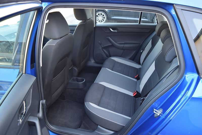 Škoda Rapid (2017) 1.2TSI 81kw AMBITION OPS AC - fotka 14 z 41