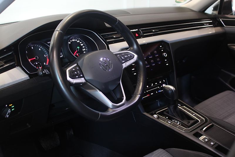 Volkswagen Passat (2021) 2.0TDI DSG Nez.Topení LED - fotka 15 z 38