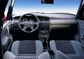 Nebo airbag. Obojí najednou možné tehdy nebylo