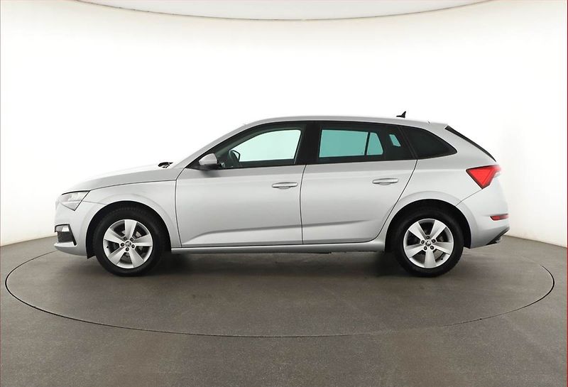 Škoda Scala (2022) 1.0 TSI, Tempomat - fotka 3 z 14