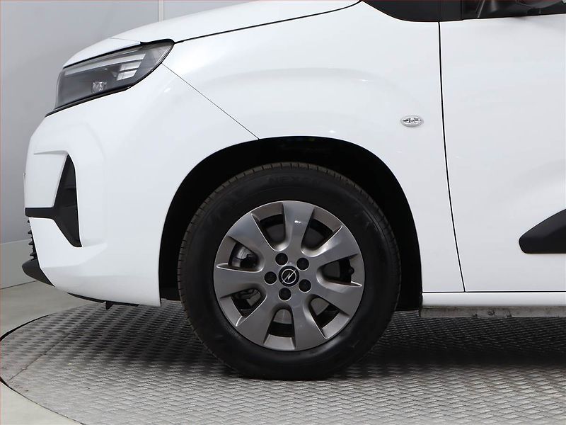 Opel Combo (2025) Edition 1.2 Turbo, 3Místa, ČR - fotka 11 z 17