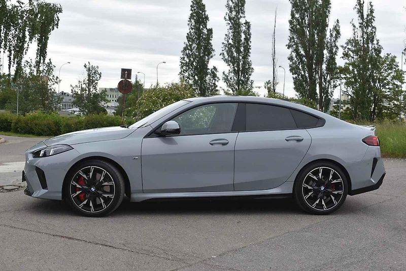 BMW 2 GrandCoupe využívá techniku hatchbacku BMW 1