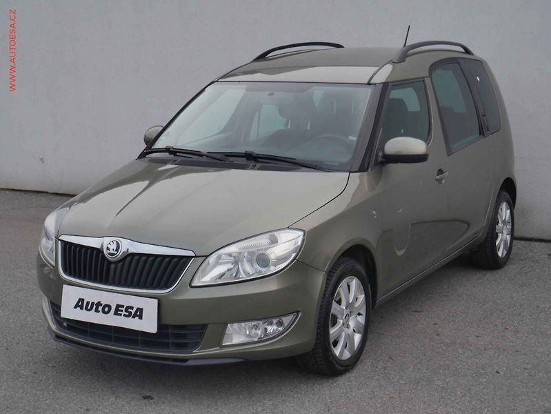Škoda Roomster (2015) 1.2TSi, ČR, AC, výhřev sed - fotka 3 z 13