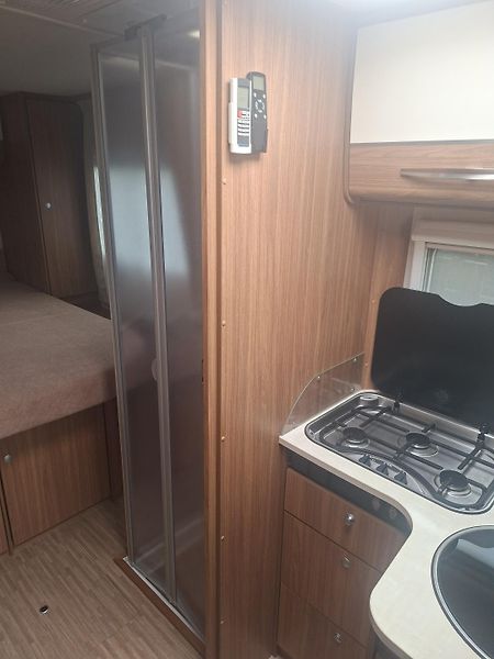 Carado Ostatní (2017) Carado T449 (Hymer) | 2.3 Powe - fotka 12 z 25