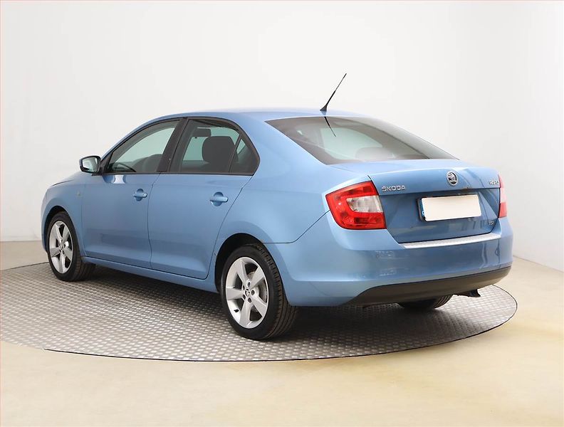 Škoda Rapid (2012) Ambition Plus 1.2 TSI - fotka 4 z 18