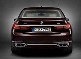 BMW M760Li xDrive.