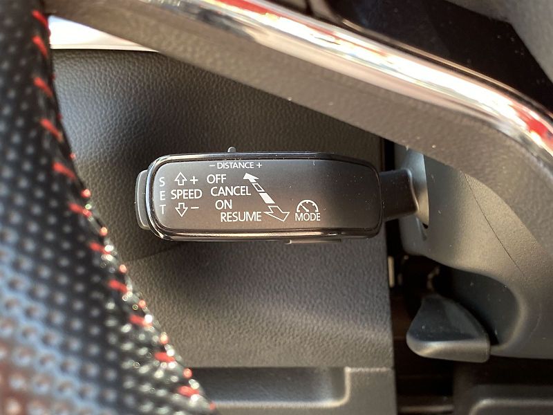 Škoda Karoq (2018) 1.5 TSI DSG Style + - fotka 14 z 36