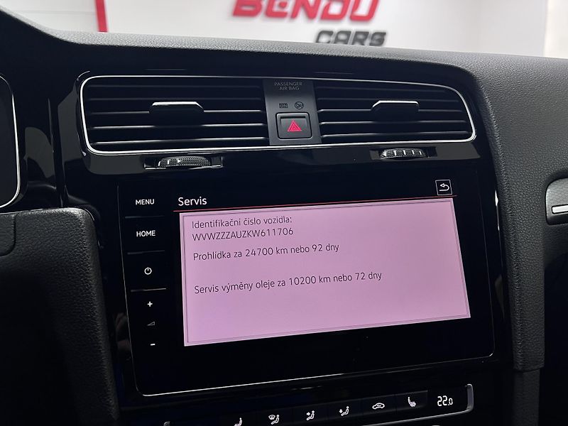 Volkswagen Golf GTI TCR, 2.0 TSI 213 kW - fotka 38 z 46