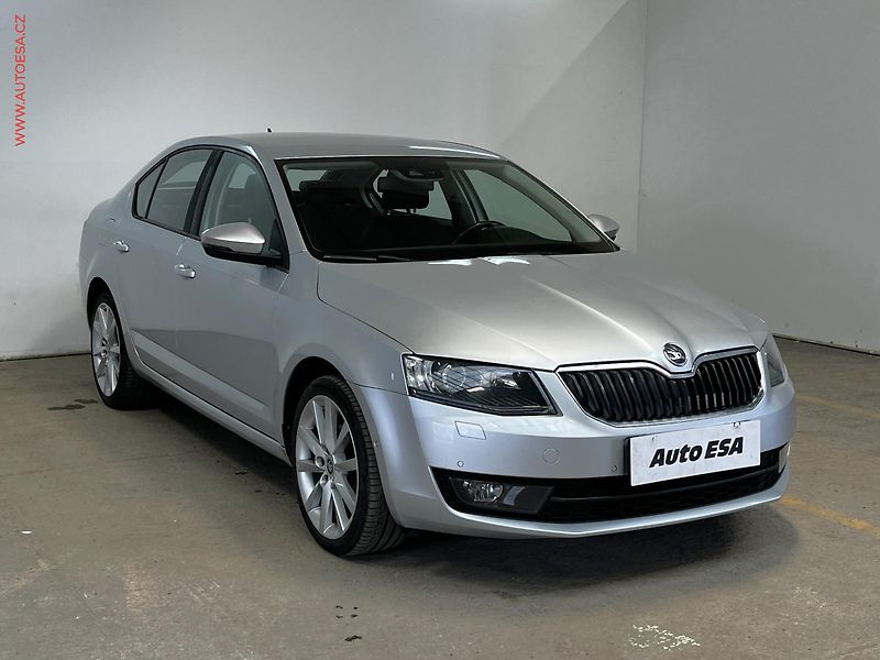 Škoda Octavia (2012) 1.4TSi, ČR, Navi, AC - fotografie inzerátu