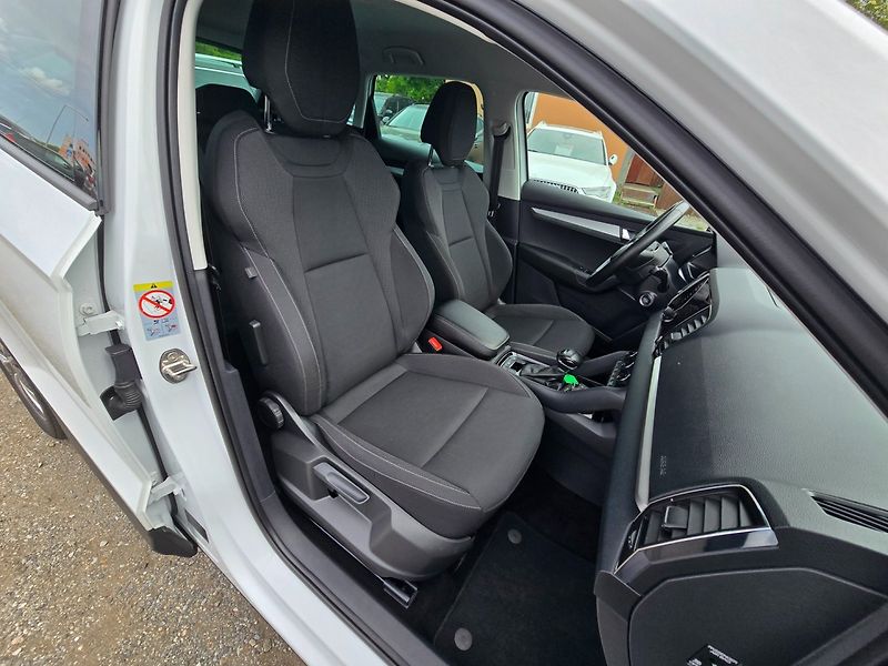 Škoda Karoq (2022) 2.0 TDi 85KW DSG Style - fotka 21 z 25