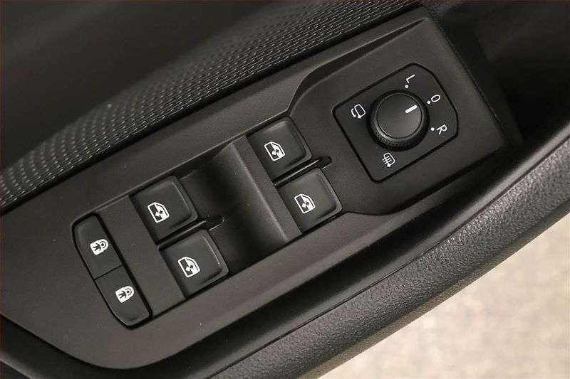 Škoda Octavia (2021) Style 1.4 TSI iV - fotka 9 z 20