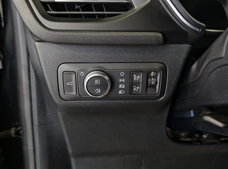 Ford Kuga 1.5 EcoBlue A/T TITANIUM X DPH - fotka 21 z 23
