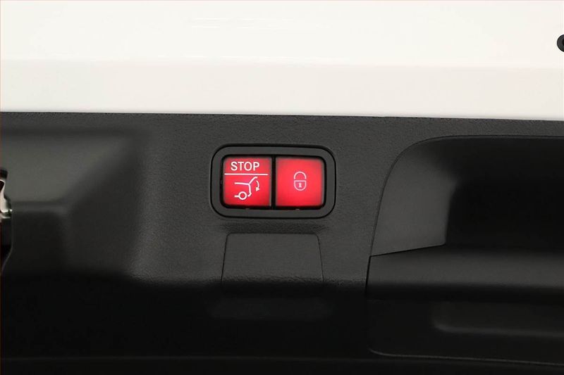 Mercedes-Benz CLA (2025) 250 e, Progressive, Kamera - fotka 24 z 29