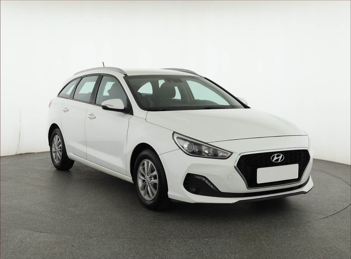 Hyundai i30 1.6 CRDi, Serv.kniha, Tempomat
