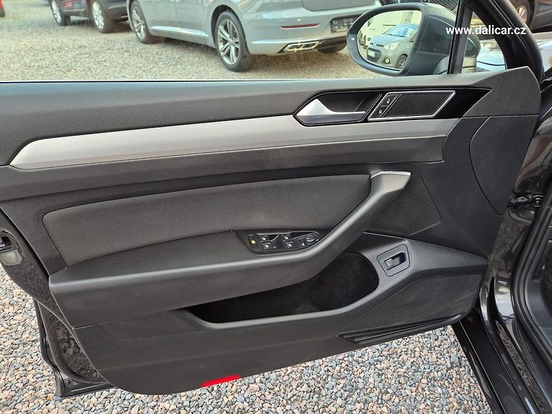 Volkswagen Passat Variant (2018) 1.4TSi 110KW ComfortLine  - fotka 34 z 54