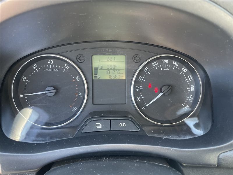 Škoda Roomster 1,2 TSi 63kw Ambiente Klima ES - fotka 14 z 25
