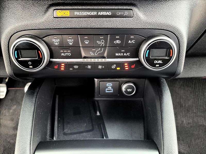 Ford Kuga 1,5 Již není k dispozici - fotka 32 z 50
