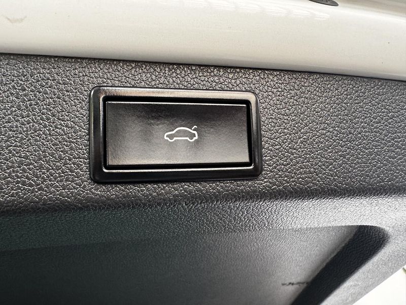 Škoda Superb (2018) Style 2.0 TDI 140 KW 4x4 -CZ- - fotka 27 z 27