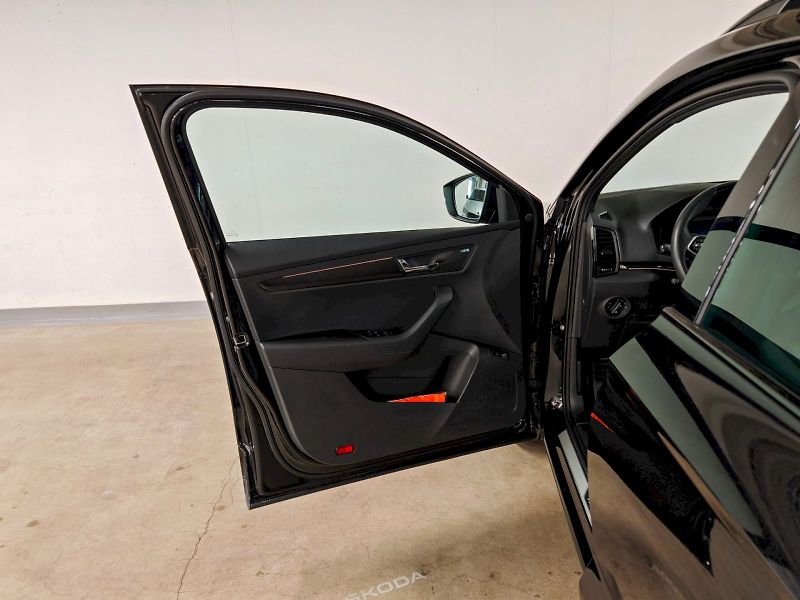 Škoda Karoq (2025) 1.5 TSI 110 kW DSG Sportline - fotka 21 z 32