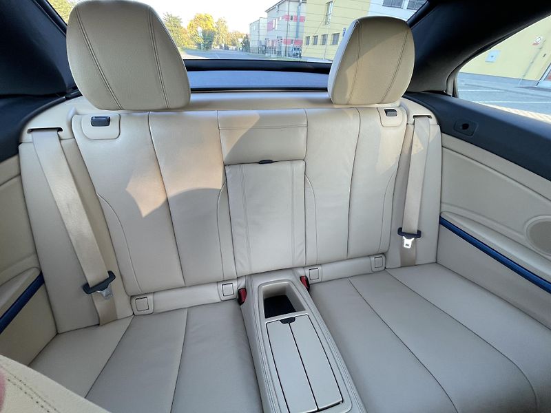 BMW Řada 4 (2019) BMW Řada 4 xDrive, Cabrio, DPH - fotka 8 z 12